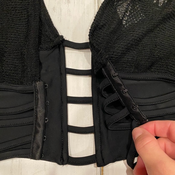 NWT LF crop top - Picture 11 of 13